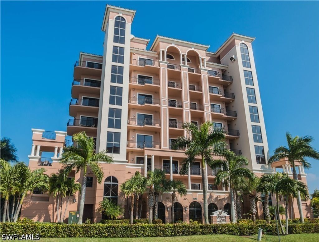 10620 Gulf Shore Dr 602, Naples