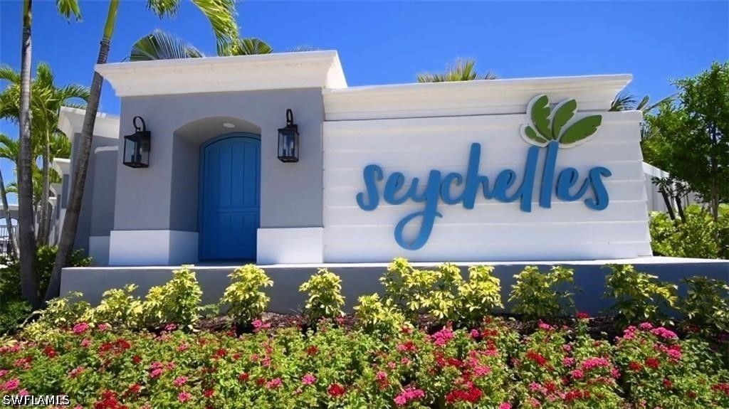 2567 Seychelles Dr 206, Naples