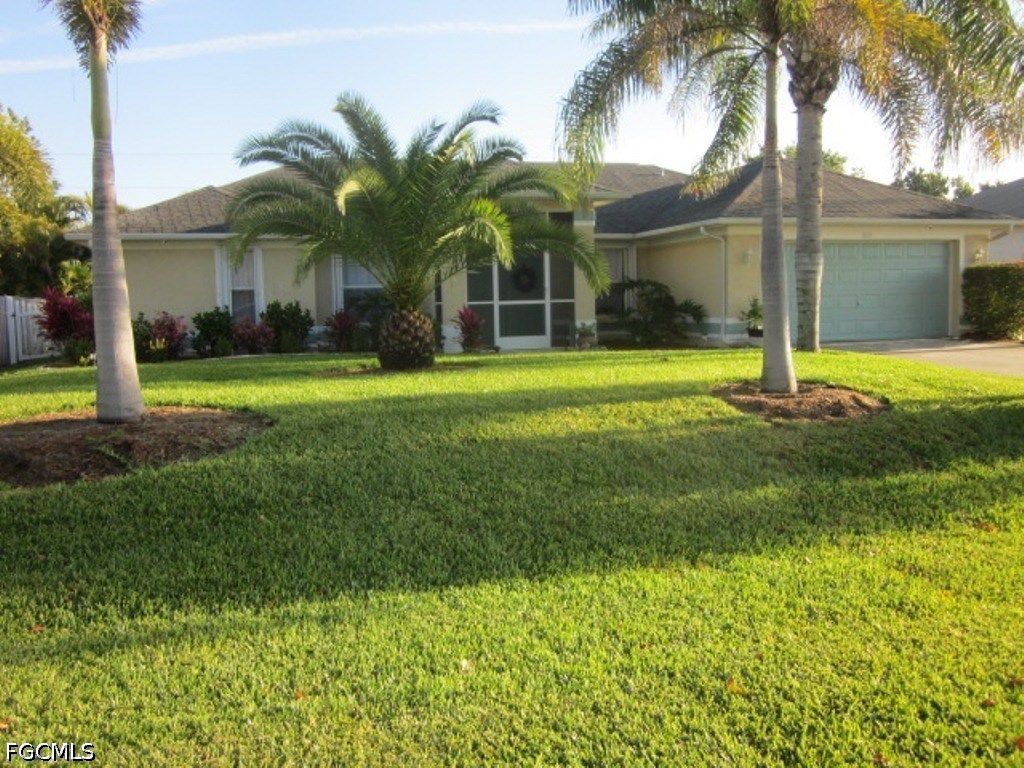 613 Se 2nd Ter, Cape Coral