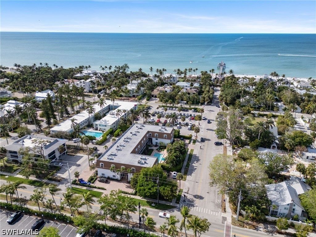 1222 Gordon Dr 2, NAPLES