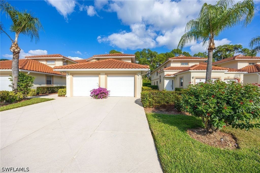 640 Luisa Ln 804-4, Naples