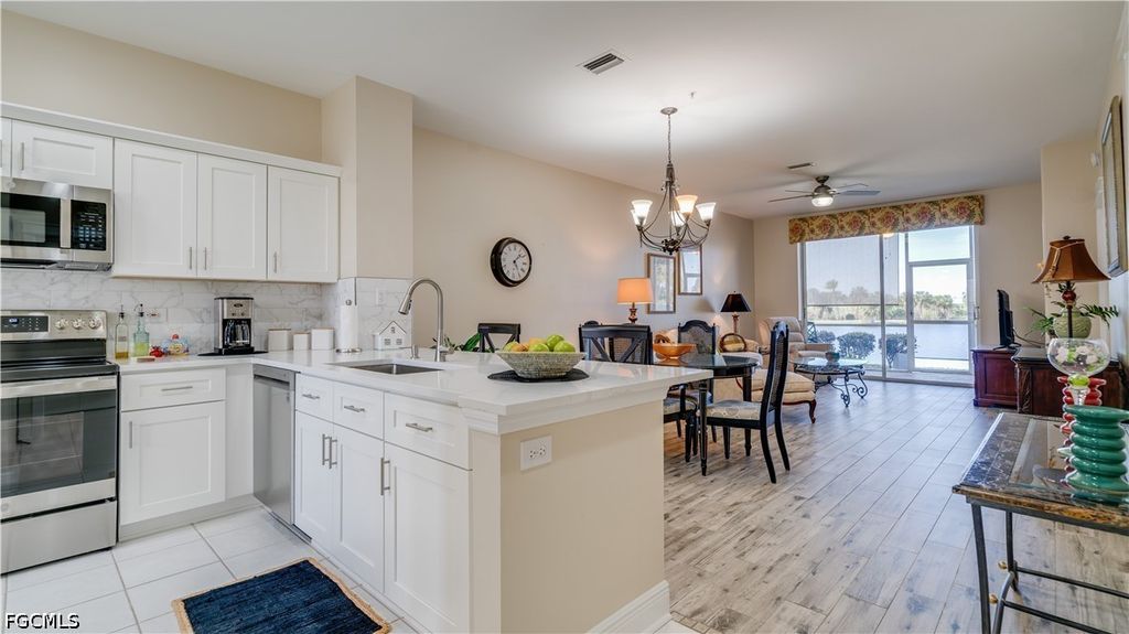 17120 Bridgestone Ct 104, Fort Myers