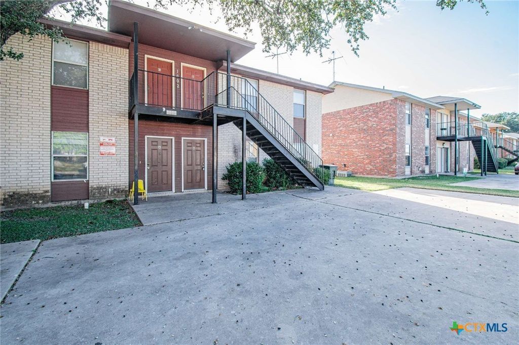 1602 Benttree Drive D, Killeen