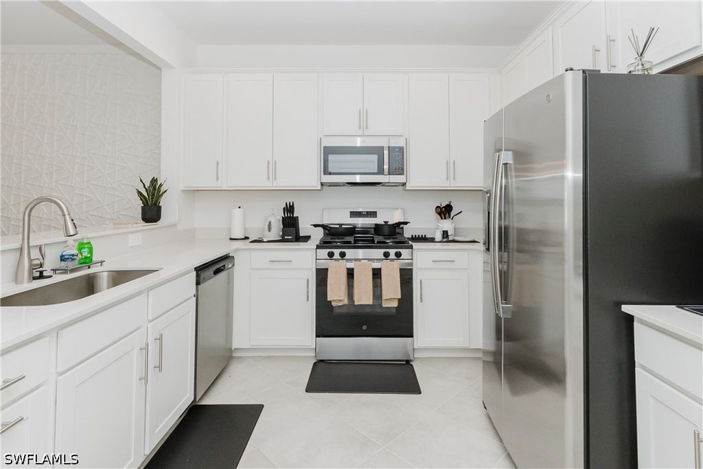 14819 White Pearl Rd, Punta Gorda