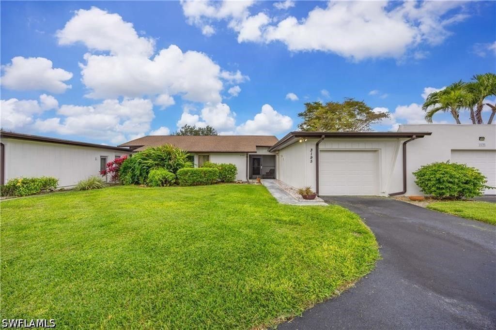 3195 Boca Ciega Dr C10, Naples