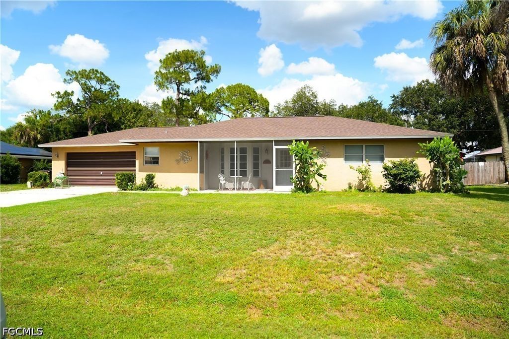 114 Greenwood Ave, Lehigh Acres