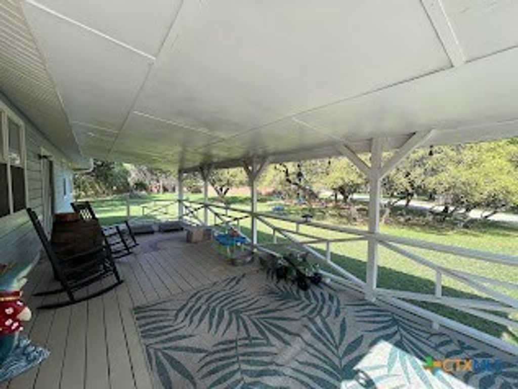 685 Eastview Drive, Canyon Lake