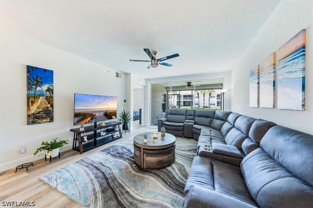 6914 Satinleaf Rd N 103, NAPLES