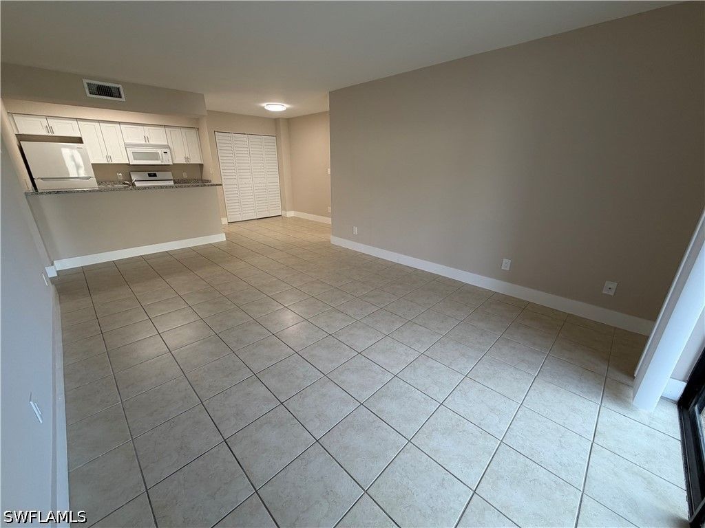 5317 Summerlin Rd 1702, Fort Myers