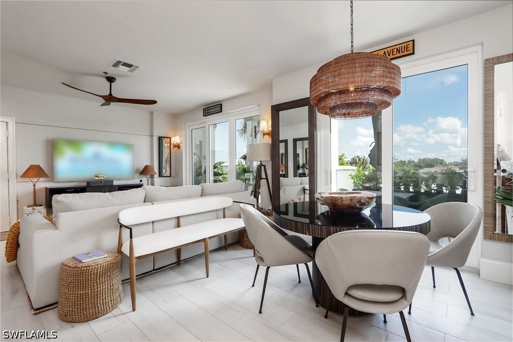 365 5th Ave S 307, Naples