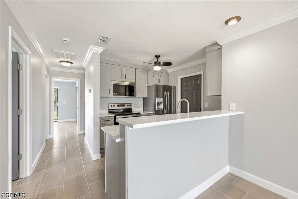 4346 Santa Barbara Blvd, Cape Coral