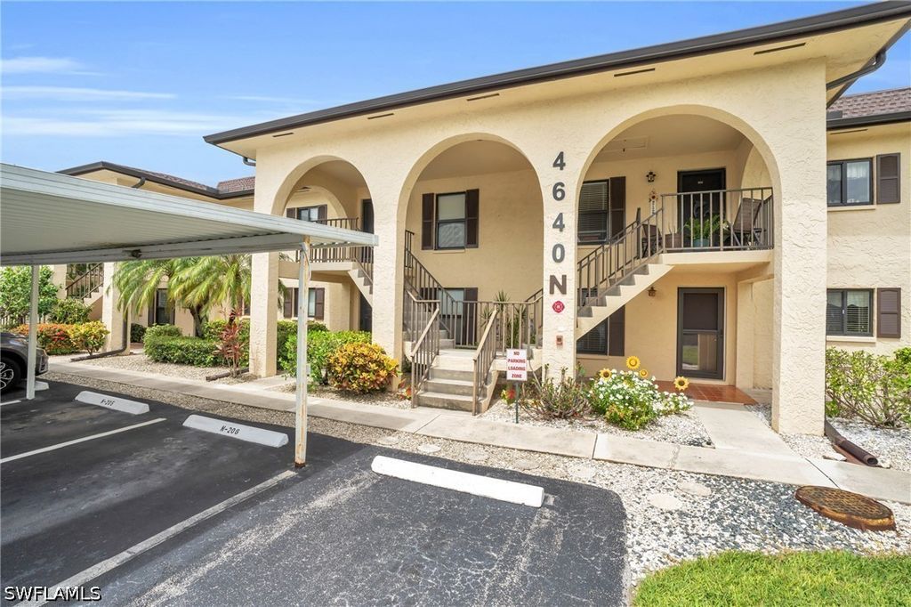 4640 Chantelle Dr N204, Naples