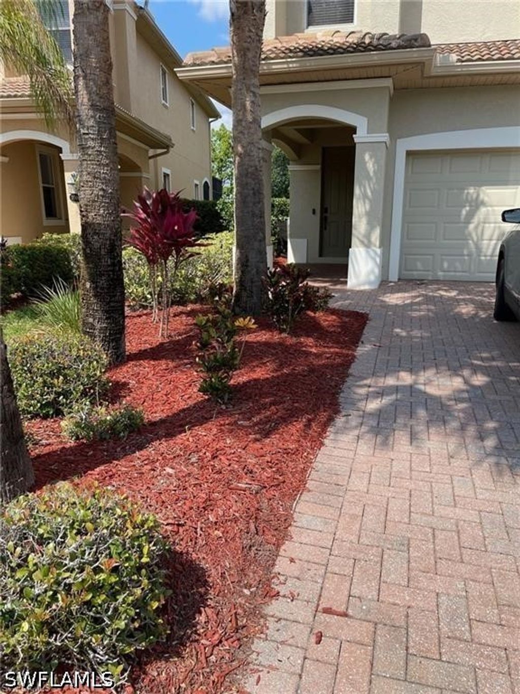 20013 Larino Loop, Estero