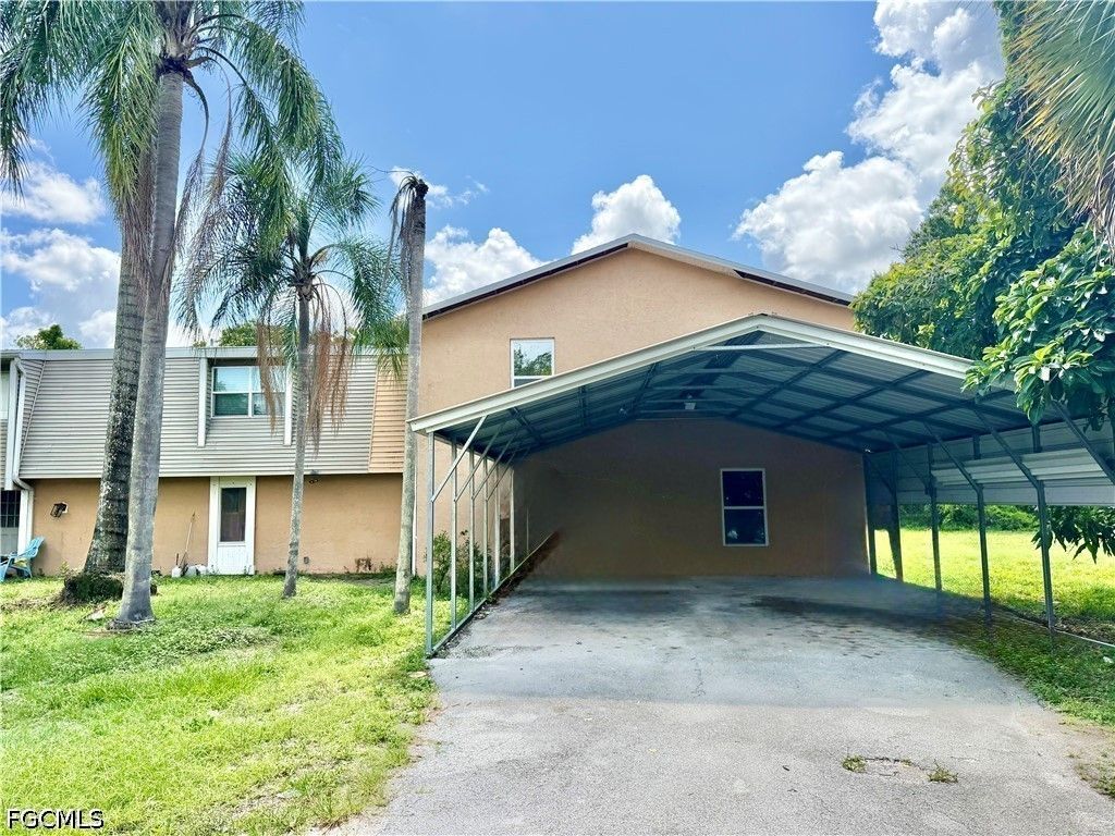 2222 Unity Ave, Fort Myers
