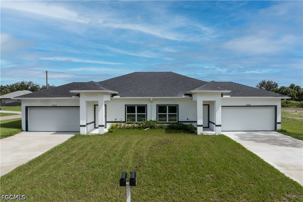 1601 E 7th St, Lehigh Acres