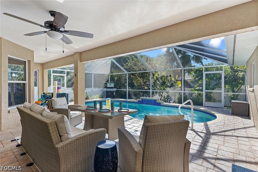 4810 Sw 25th Pl, Cape Coral