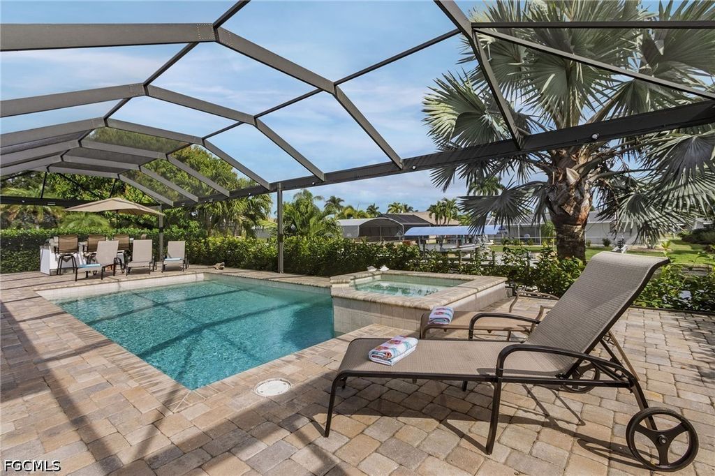 5325 Delano Ct, Cape Coral