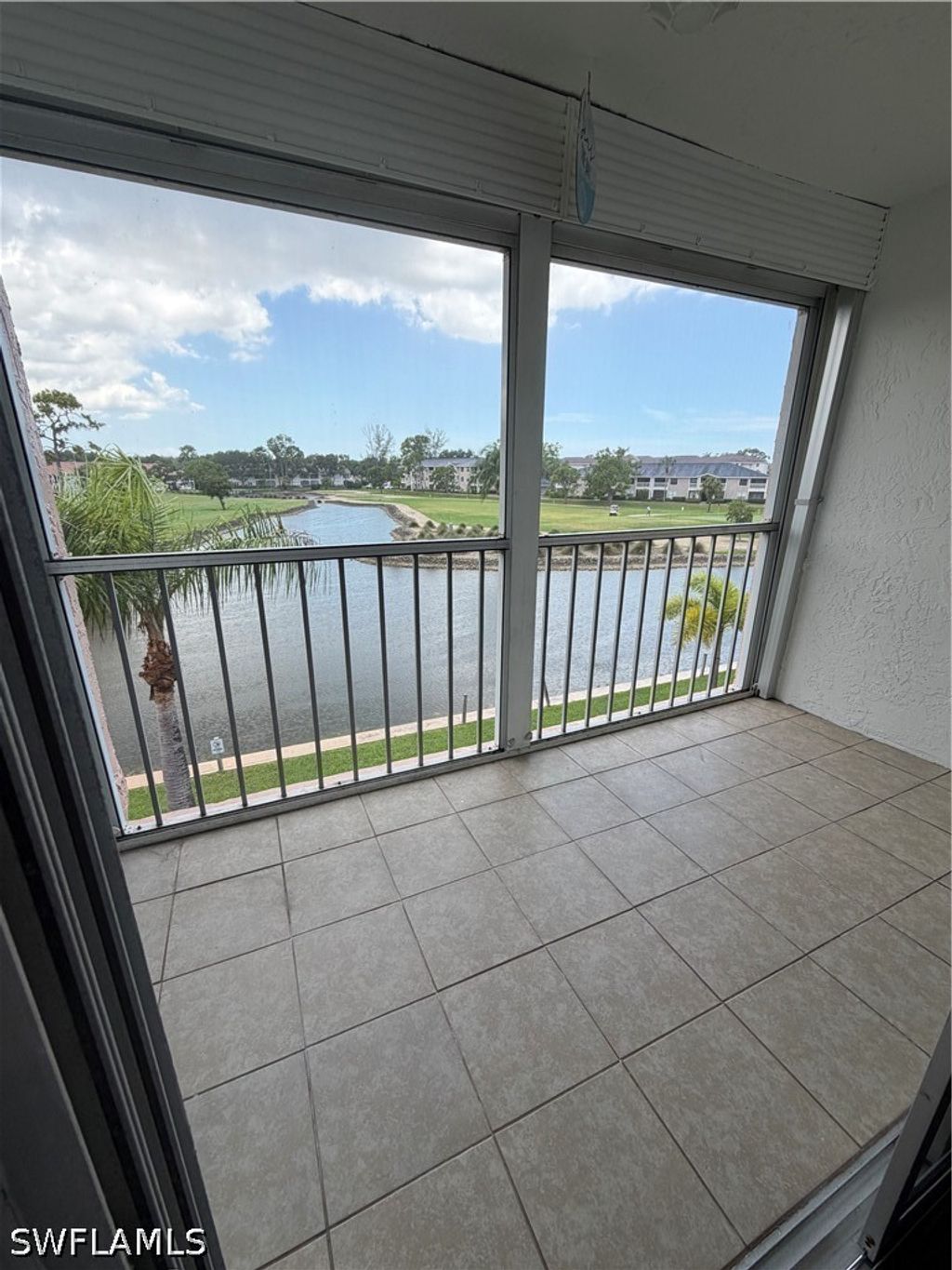 190 Turtle Lake Ct 307, Naples