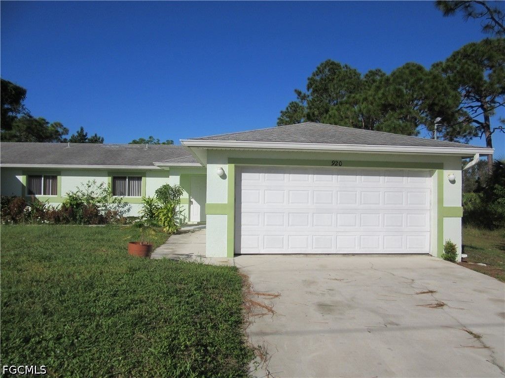 920 Eisenhower Blvd, Lehigh Acres