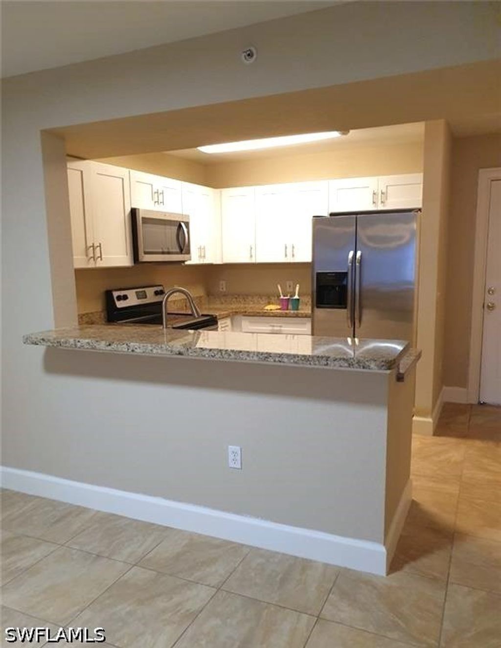 8298 Key Royal Ln 424, Naples
