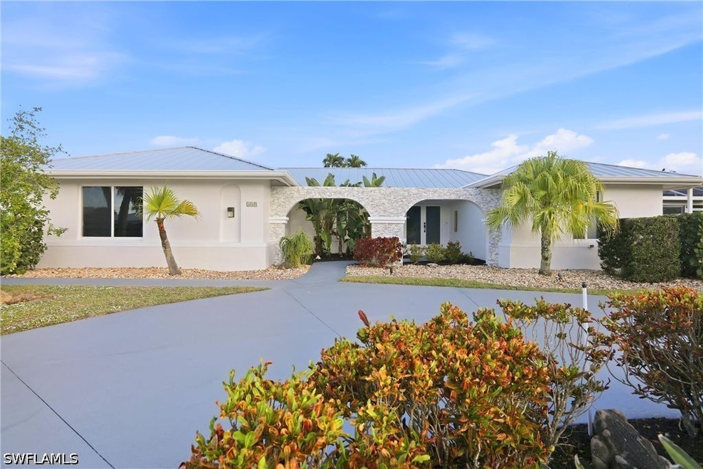 339 Landmark St, Marco Island
