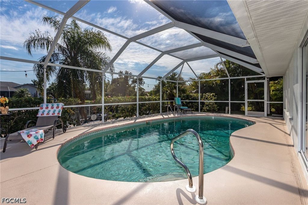 2308 Se 27th St, Cape Coral