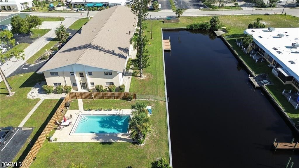 4901 Victoria Dr 204, Cape Coral