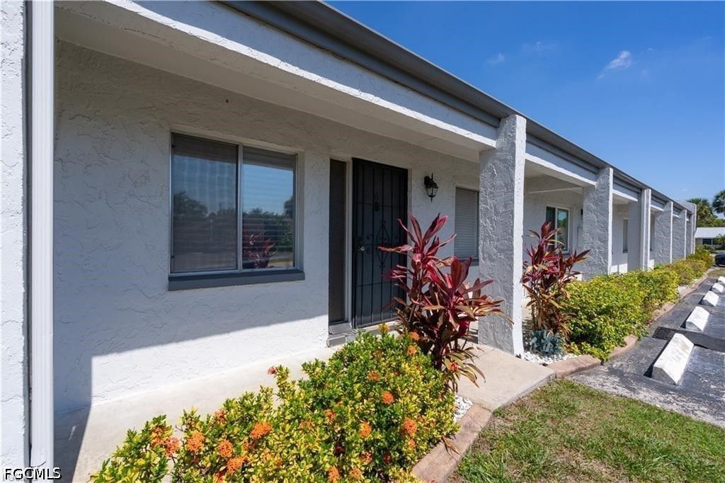 4608 Se 4th Pl 6, Cape Coral
