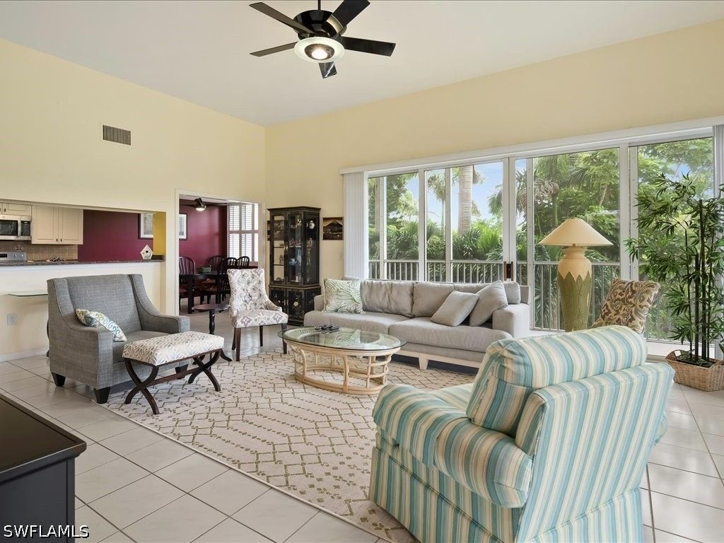 5550 Heron Point Dr 105, Naples