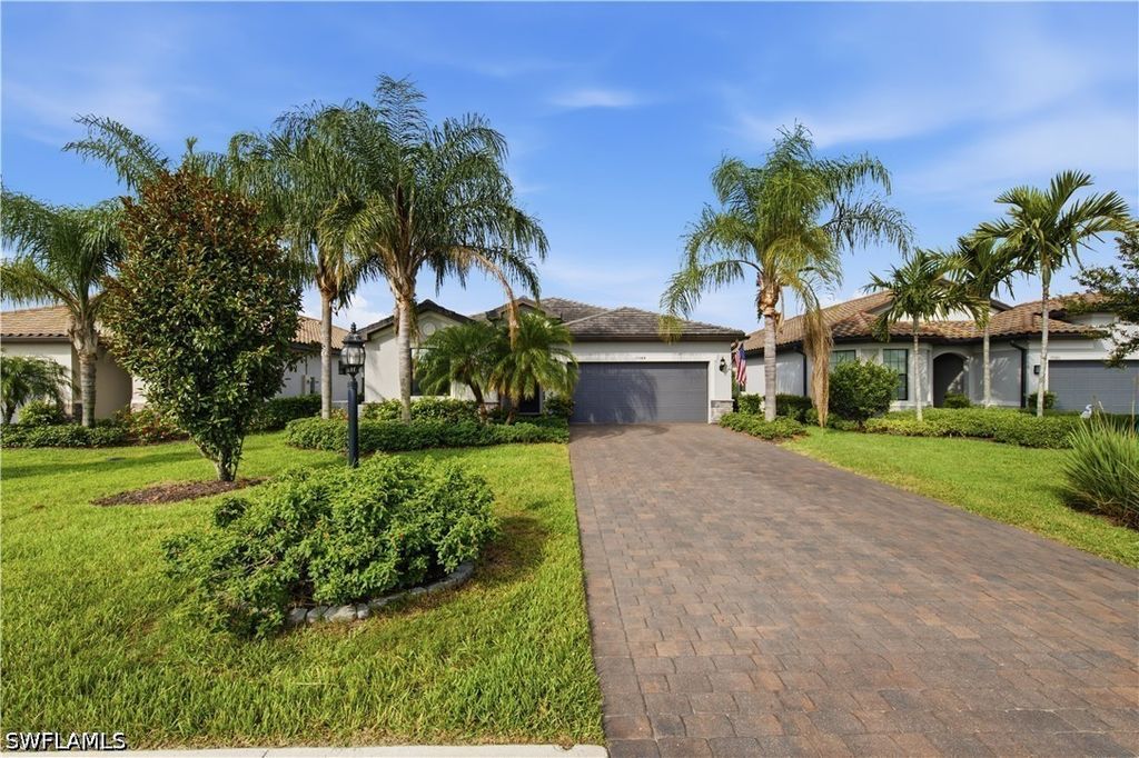 19584 Utopia Ln, Estero