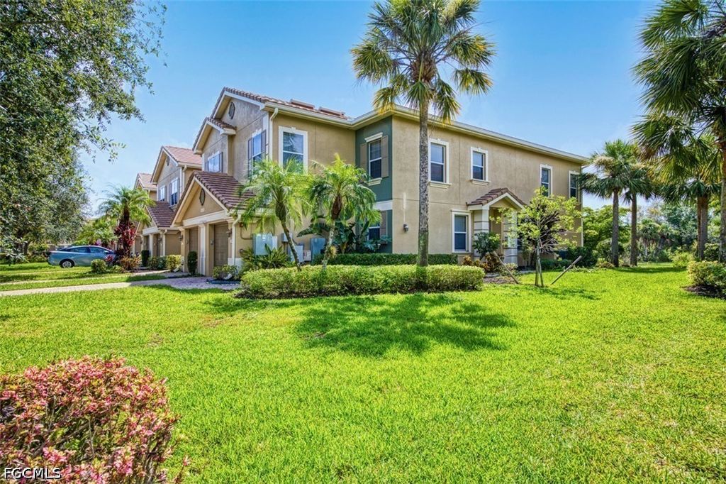 3230 Cottonwood Bend 406, Fort Myers