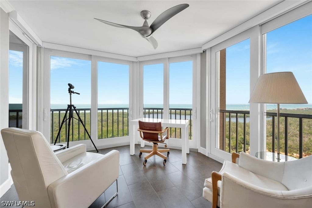6585 Nicholas Blvd 1903, Naples