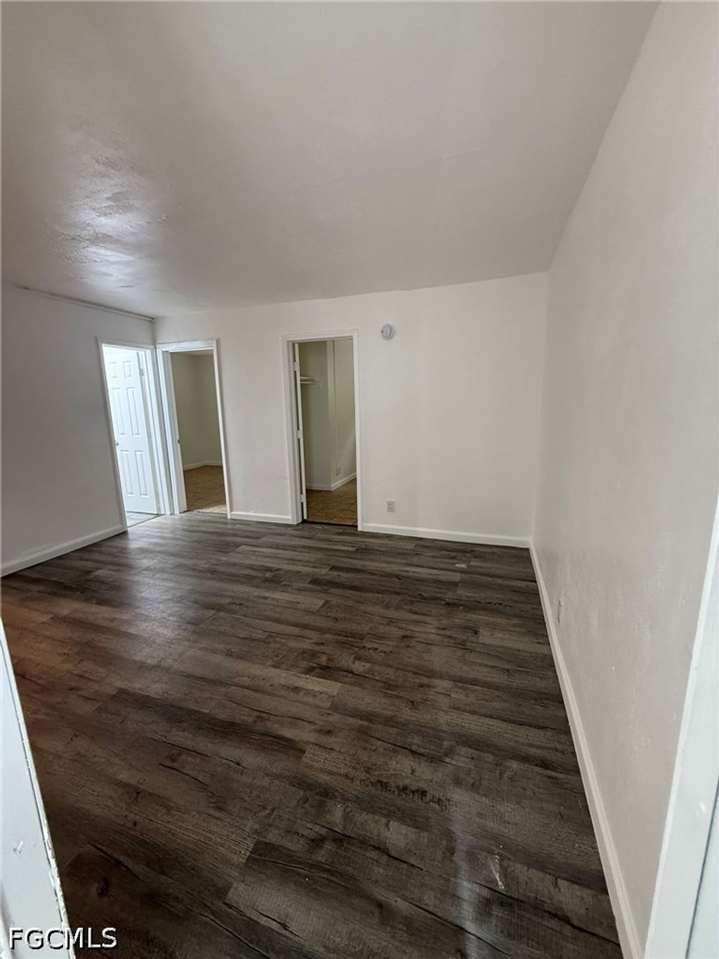 3033 2nd St 3, Fort Myers