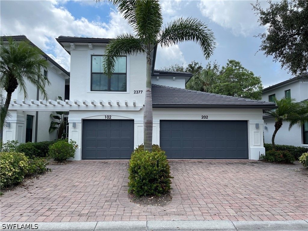2377 Ravenna Blvd 202, Naples