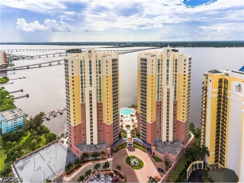 2743 1st St 1504, Fort Myers