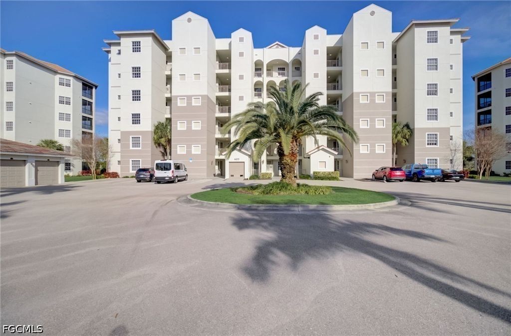 4471 Dalmahoy Ct 101, Fort Myers