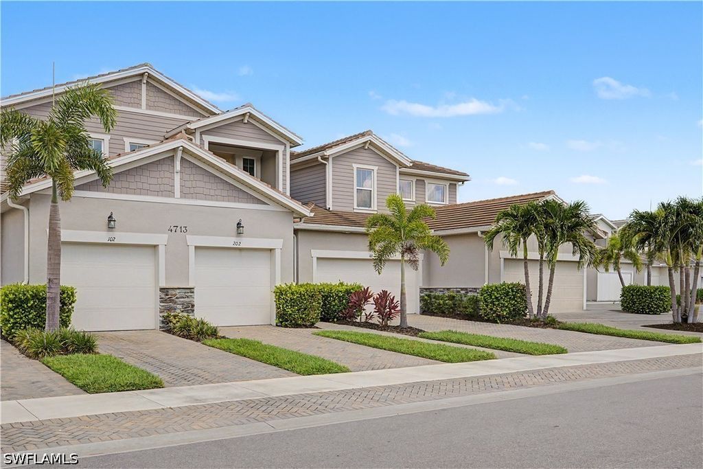 4713 Arboretum Cir 202, NAPLES