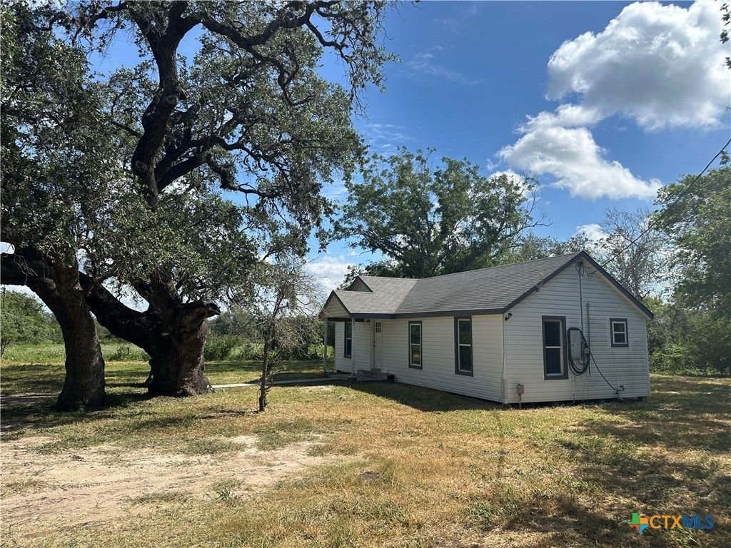 1515 Wright Street, Goliad