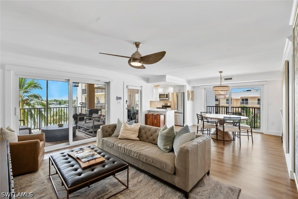 3500 Gulf Shore Blvd N 408, Naples