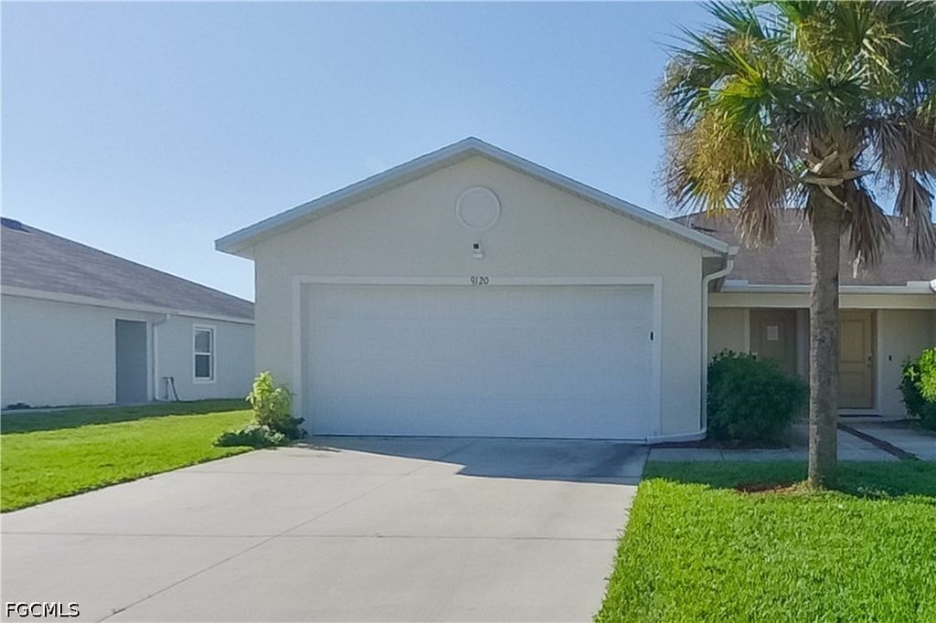 9120 Aegean Cir, Lehigh Acres
