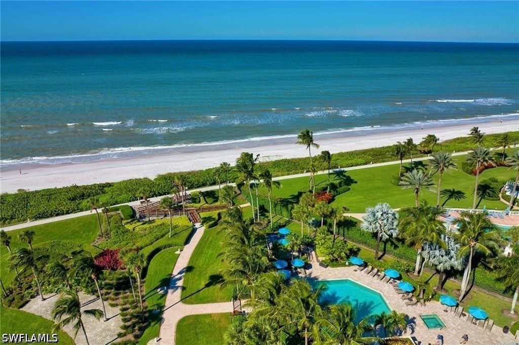 4551 Gulf Shore Blvd N 1001, Naples