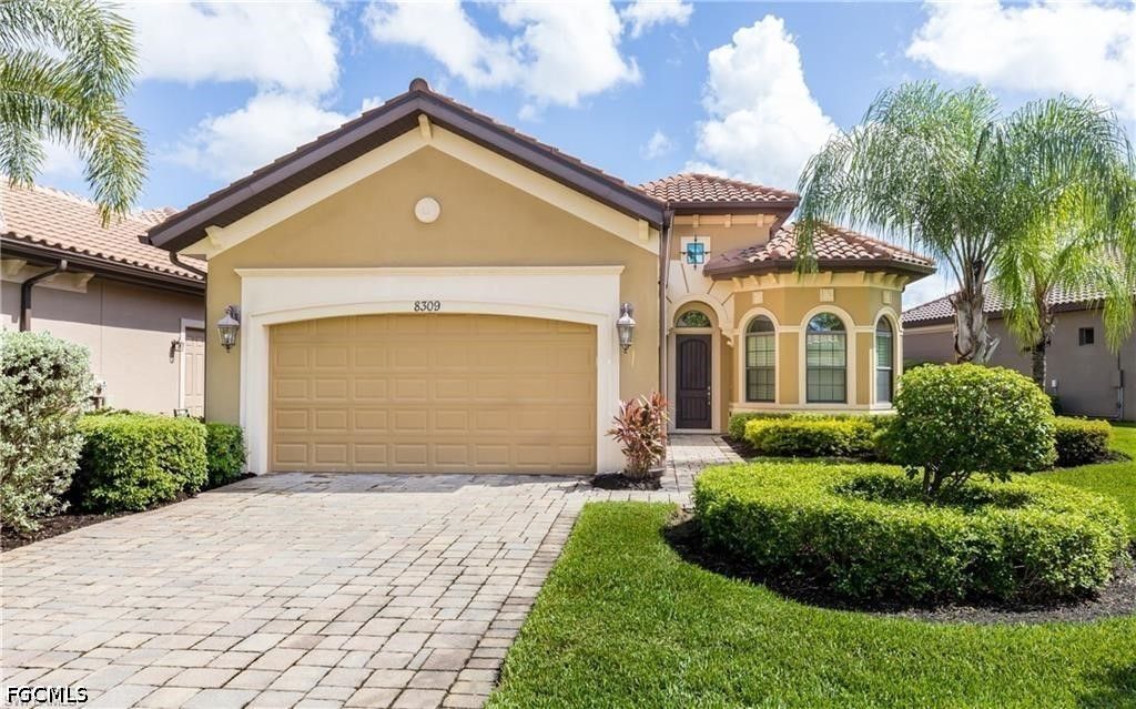 8309 Adelio Ln, Fort Myers