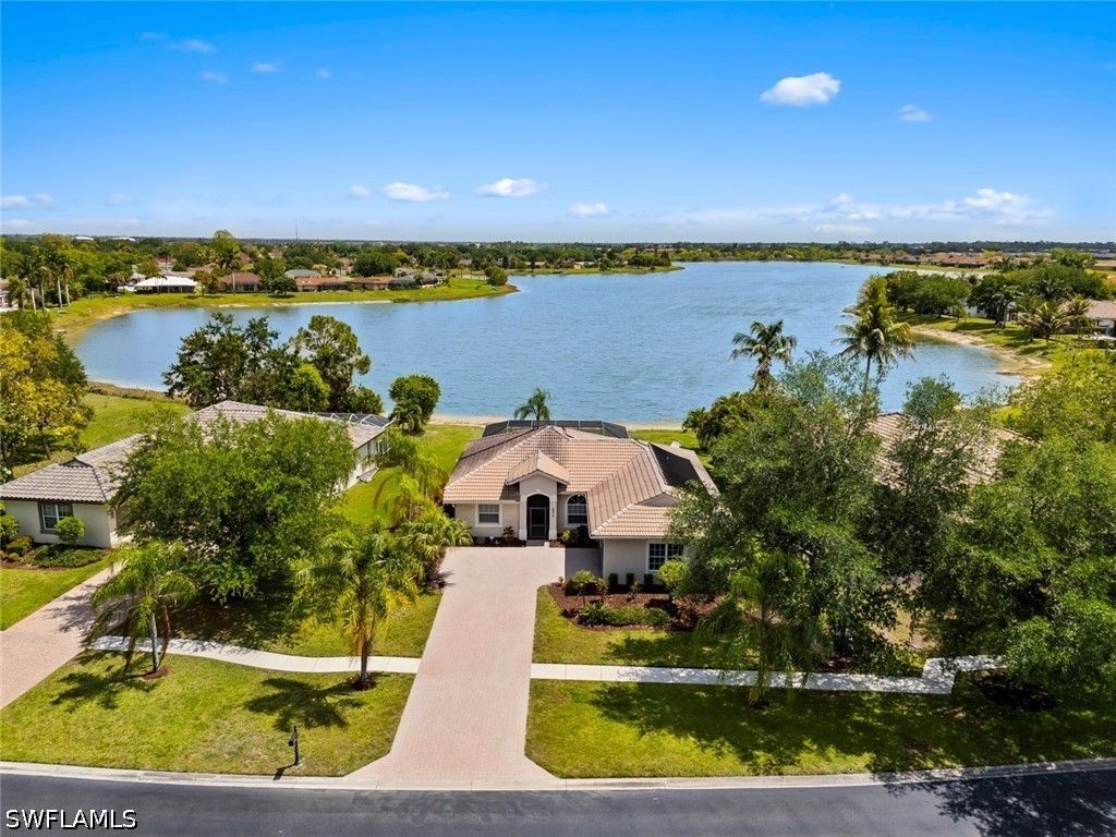 2970 Orange Grove Trl, Naples