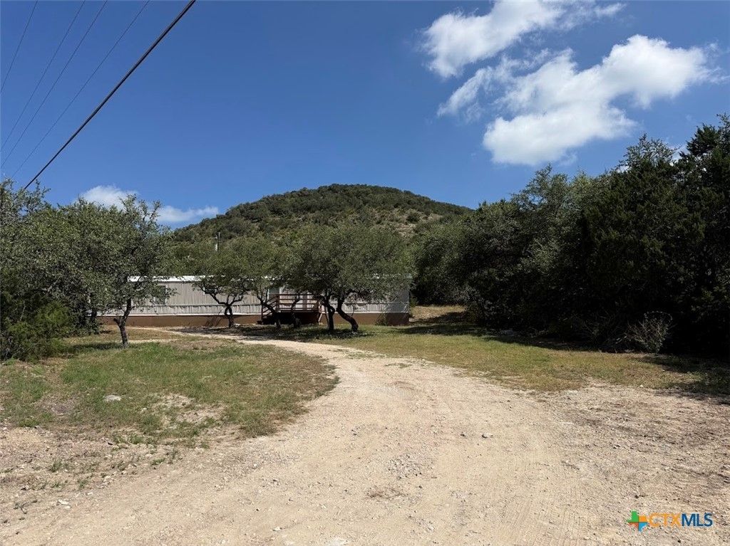 341 Buck Trail, Canyon Lake