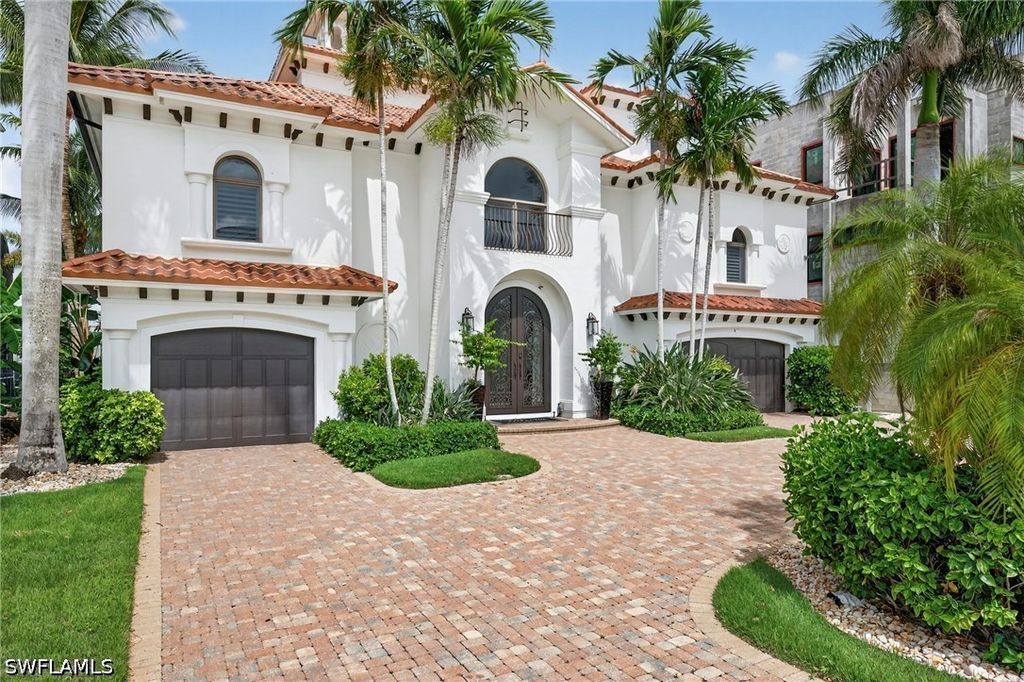 403 Seabee Ave, Naples