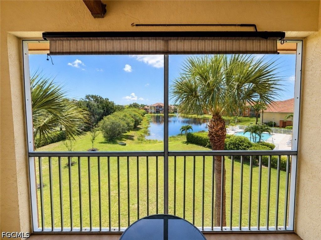 6490 Aragon Way 303, Fort Myers