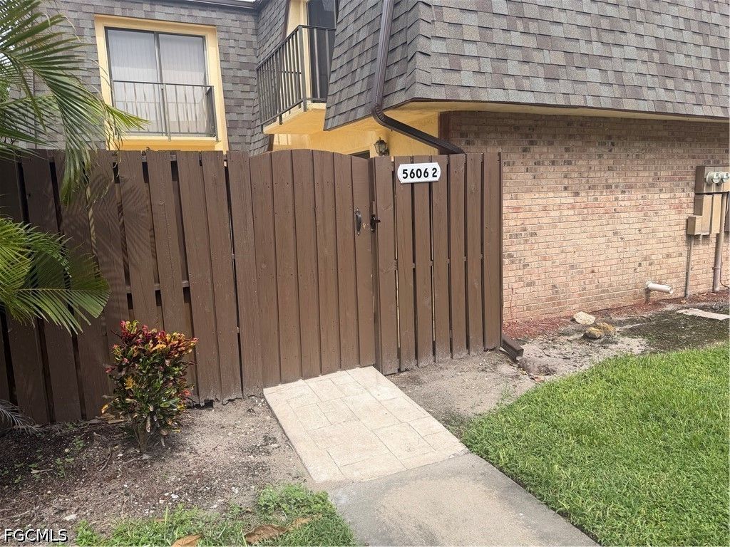5606 Malt Dr 2, Fort Myers