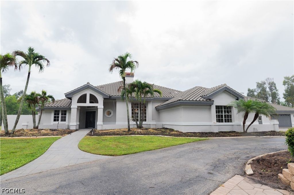 15200 Sweetwater Ct, Fort Myers