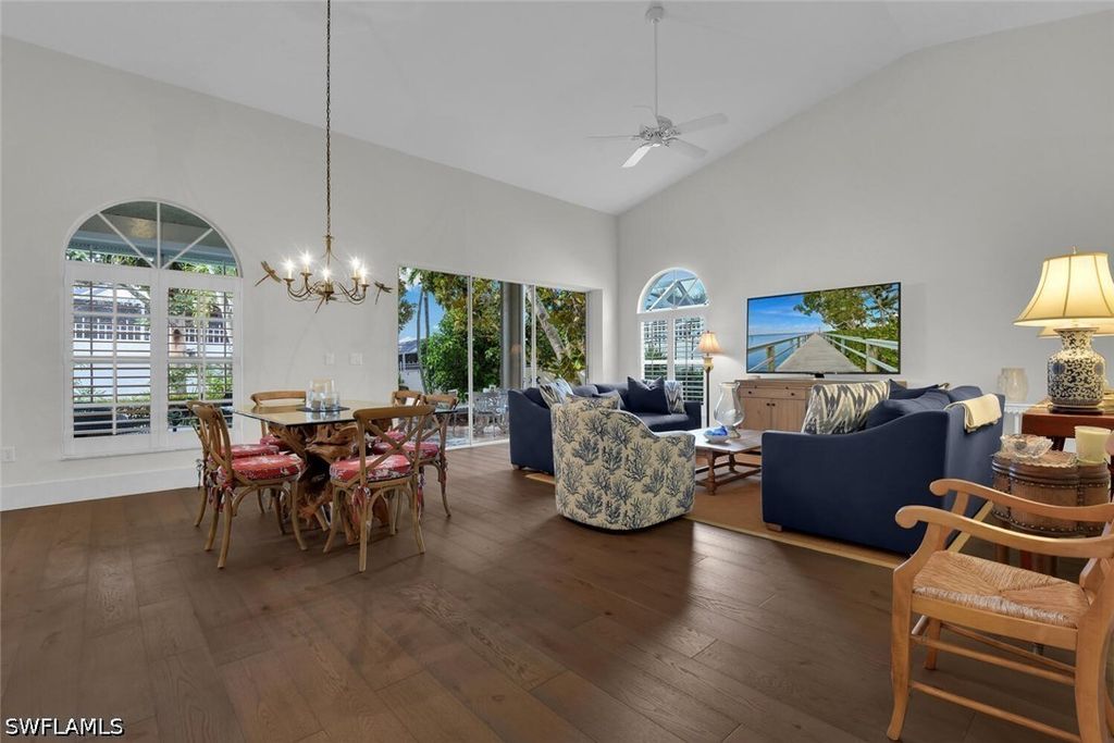 2124 Paget Cir 1, Naples