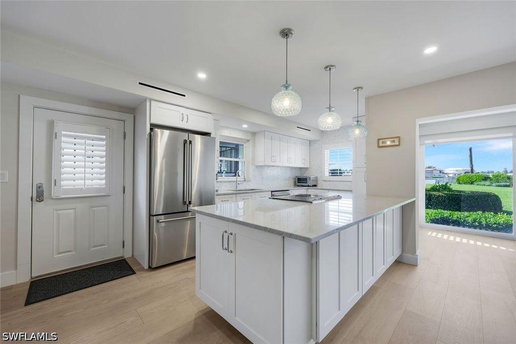 3400 Gulf Shore Blvd N B2, NAPLES